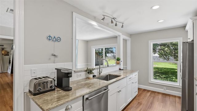 413 Walton Drive, College Station, TX 77840