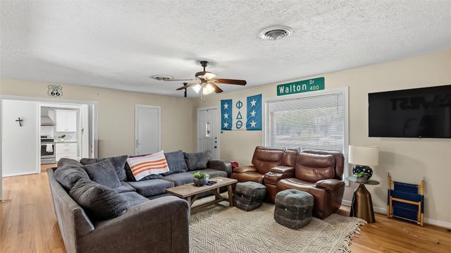 413 Walton Drive, College Station, TX 77840