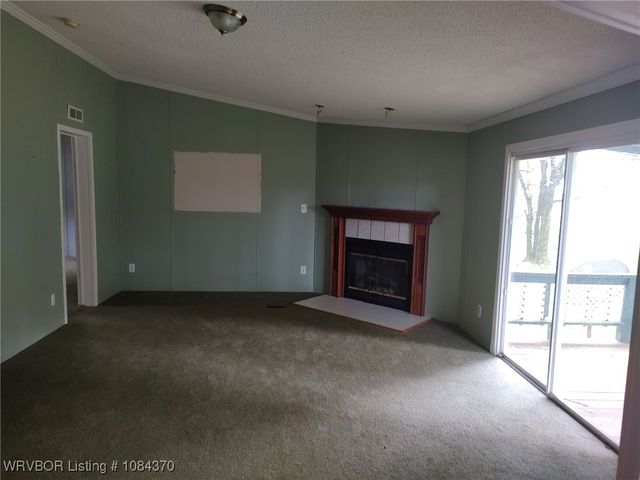 14840 White Valley Road, Mulberry, AR 72947