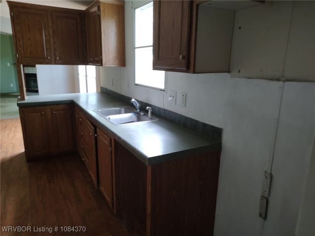 14840 White Valley Road, Mulberry, AR 72947