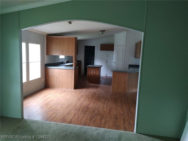 14840 White Valley Road, Mulberry, AR 72947
