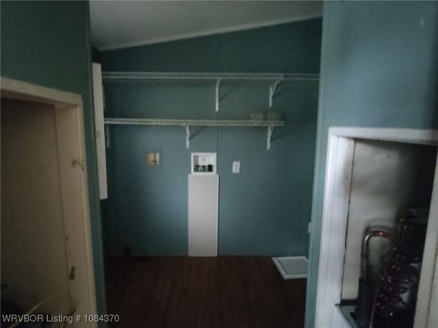 14840 White Valley Road, Mulberry, AR 72947