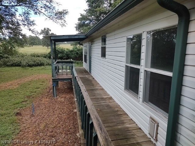14840 White Valley Road, Mulberry, AR 72947