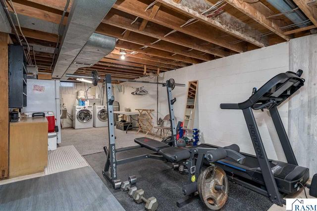 145 S Skyline Drive, Mankato, MN 56001