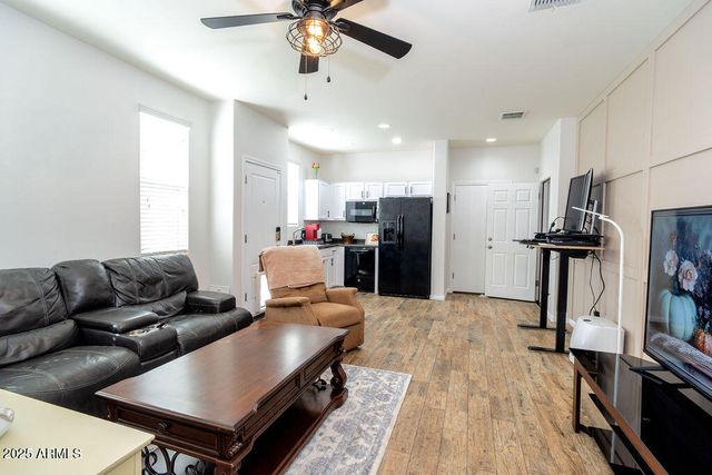 7511 E OSAGE Avenue, Mesa, AZ 85212