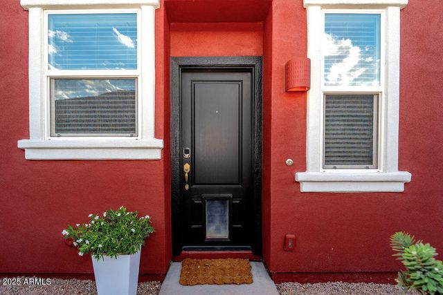 7511 E OSAGE Avenue, Mesa, AZ 85212