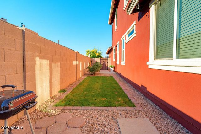 7511 E OSAGE Avenue, Mesa, AZ 85212