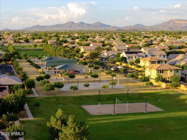 7511 E OSAGE Avenue, Mesa, AZ 85212