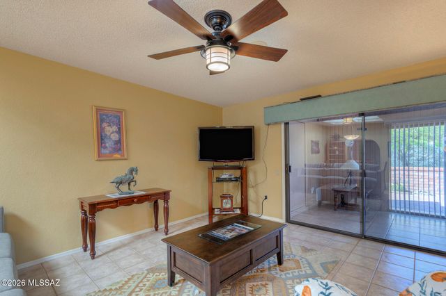 3088 S Placita Del Avestruz, Green Valley, AZ 85622