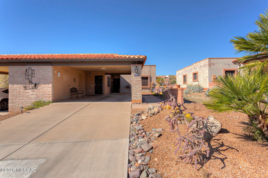 3088 S Placita Del Avestruz, Green Valley, AZ 85622