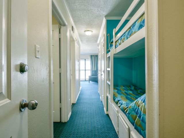 6102 Seawall Boulevard 389, Galveston, TX 77551