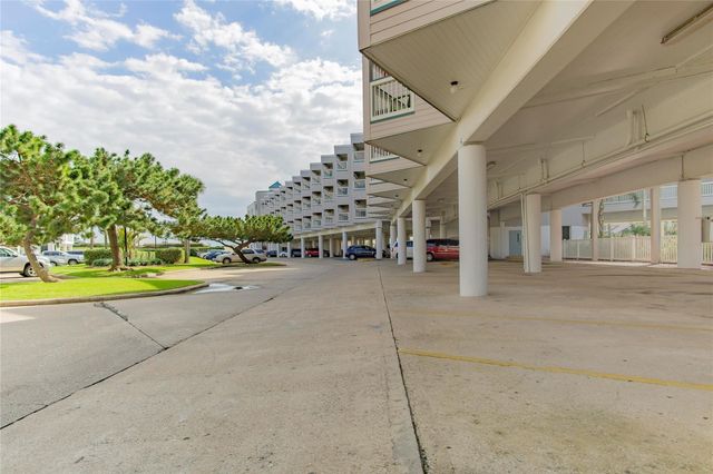 6102 Seawall Boulevard 389, Galveston, TX 77551
