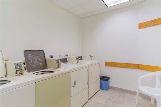 6102 Seawall Boulevard 389, Galveston, TX 77551