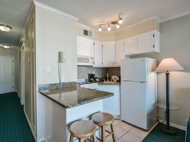 6102 Seawall Boulevard 389, Galveston, TX 77551