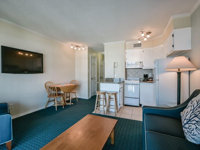 6102 Seawall Boulevard 389, Galveston, TX 77551