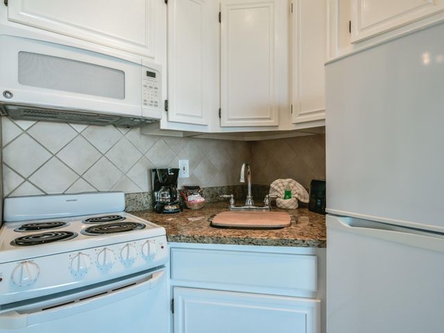 6102 Seawall Boulevard 389, Galveston, TX 77551