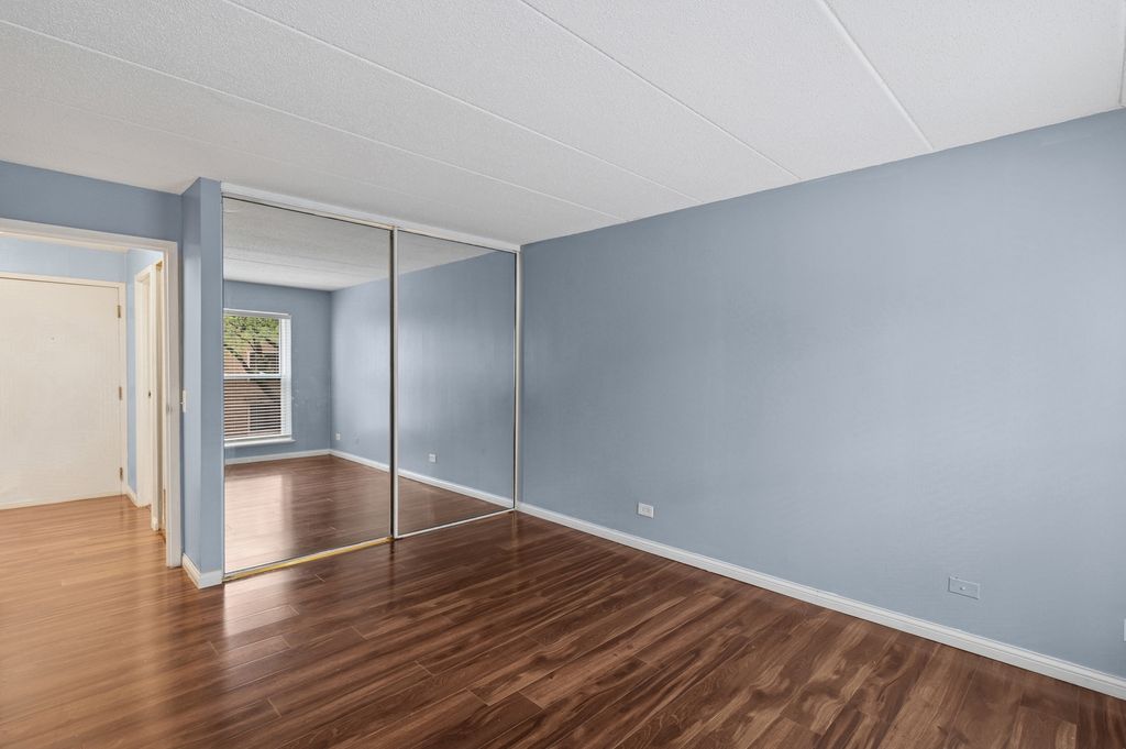 property-img