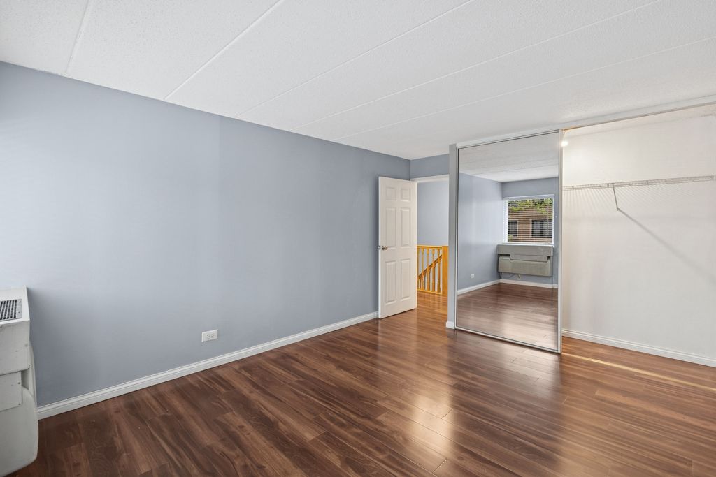 property-img