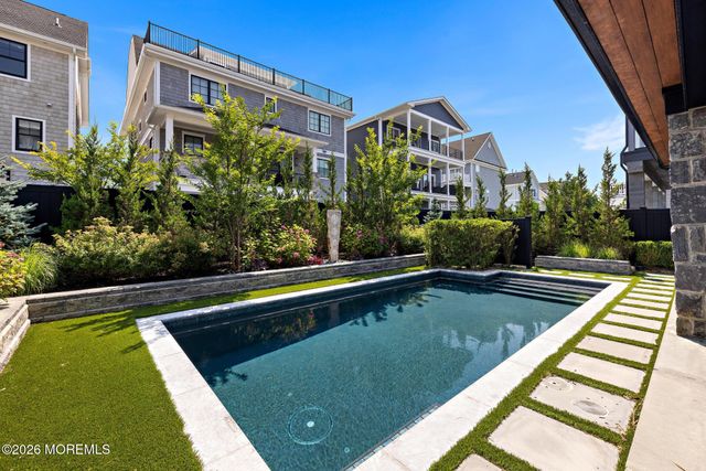 14 Seaview Avenue, Long Branch, NJ 07740