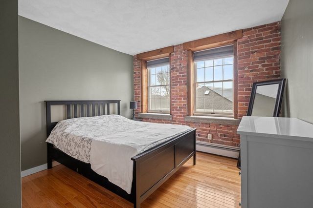 75 Summer St 5, Salem, MA 01970