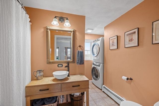 75 Summer St 5, Salem, MA 01970