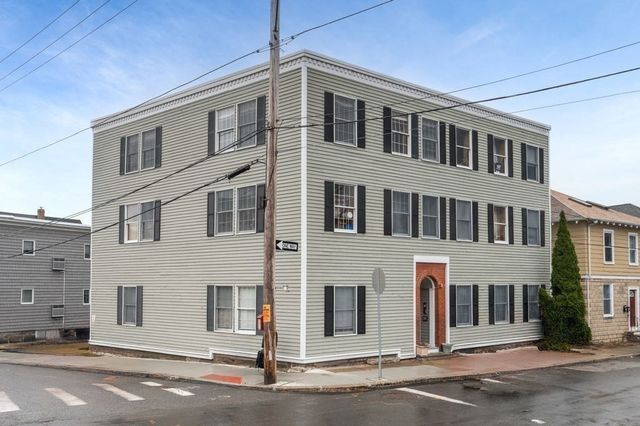 75 Summer St 5, Salem, MA 01970