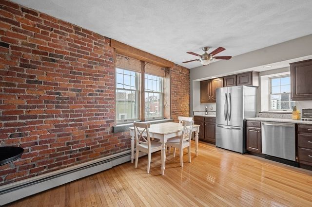 75 Summer St 5, Salem, MA 01970