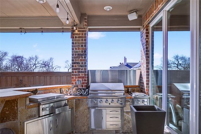 109 Kelli Drive, Forney, TX 75126