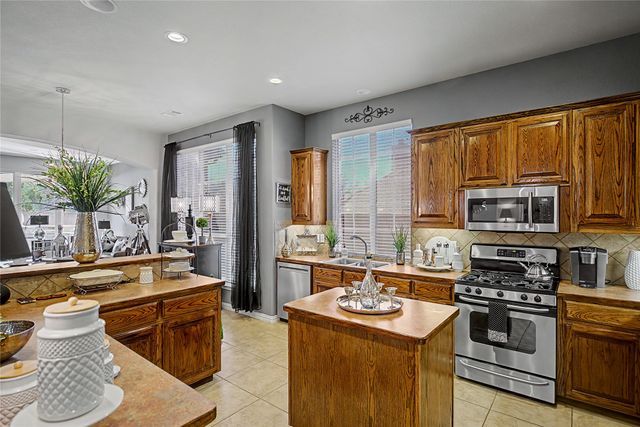 109 Kelli Drive, Forney, TX 75126