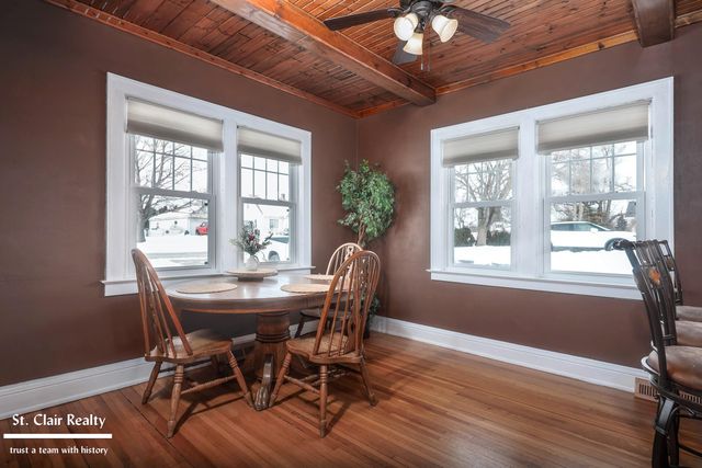 1423 S Riverside Avenue, Saint Clair, MI 48079