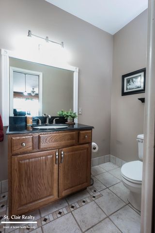 1423 S Riverside Avenue, Saint Clair, MI 48079