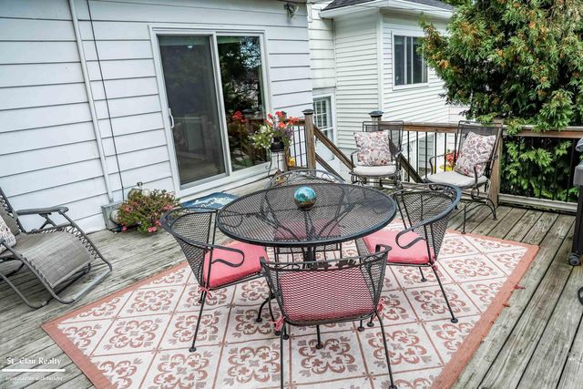 1423 S Riverside Avenue, Saint Clair, MI 48079