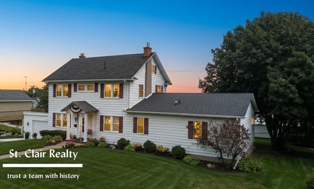 1423 S Riverside Avenue, Saint Clair, MI 48079