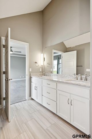 4504 S 198Th Street, Omaha, NE 68135