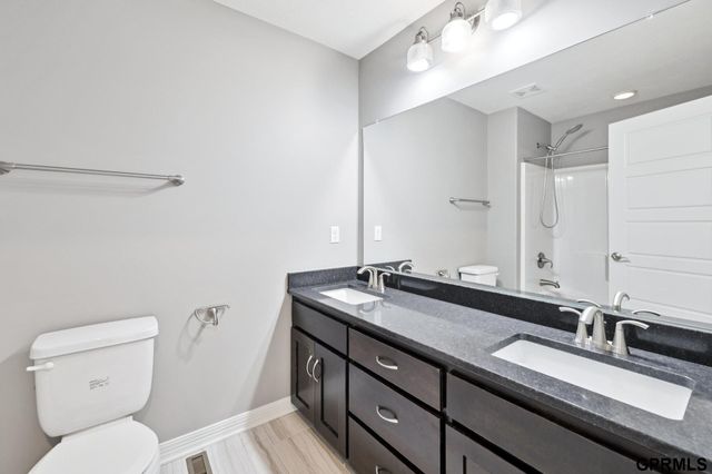 4504 S 198Th Street, Omaha, NE 68135