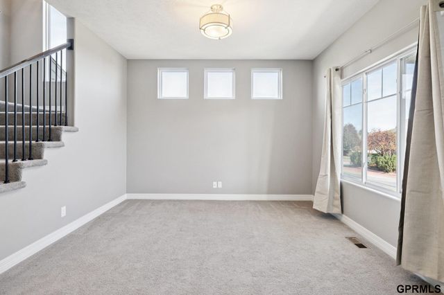 4504 S 198Th Street, Omaha, NE 68135