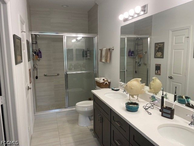 1137 Winding Pines CIR 203, Cape Coral, FL 33909