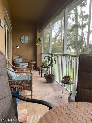 1137 Winding Pines CIR 203, Cape Coral, FL 33909