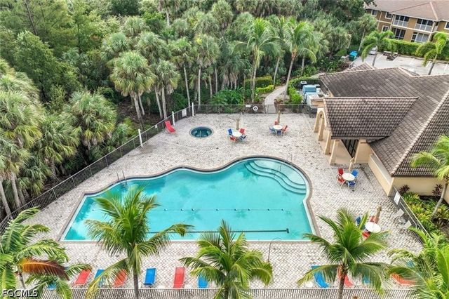 1137 Winding Pines CIR 203, Cape Coral, FL 33909