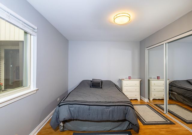 71 White Oaks Road, Fox Lake, IL 60020