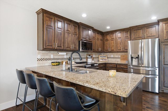 1394 S Blockade Road, Republic, MO 65738