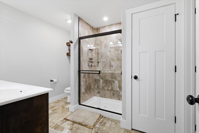 1394 S Blockade Road, Republic, MO 65738