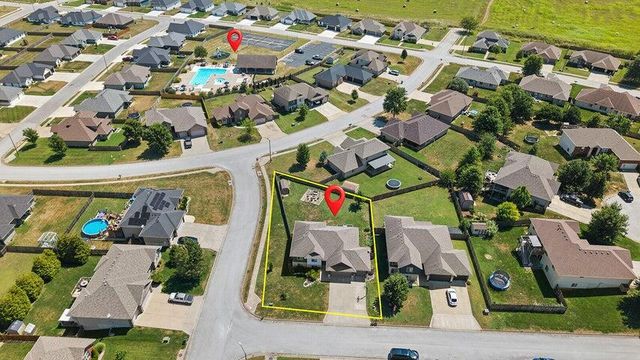 1394 S Blockade Road, Republic, MO 65738
