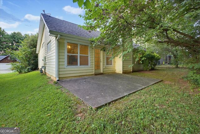 2710 Waterford Park Drive, Lawrenceville, GA 30044
