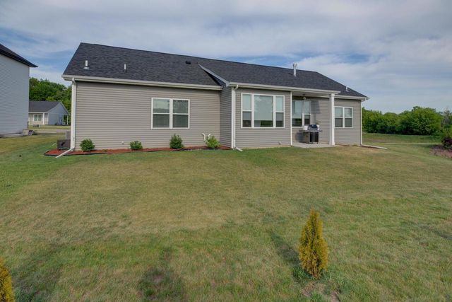3705 Tanglewood Place, Janesville, WI 53546