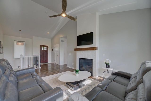 3705 Tanglewood Place, Janesville, WI 53546