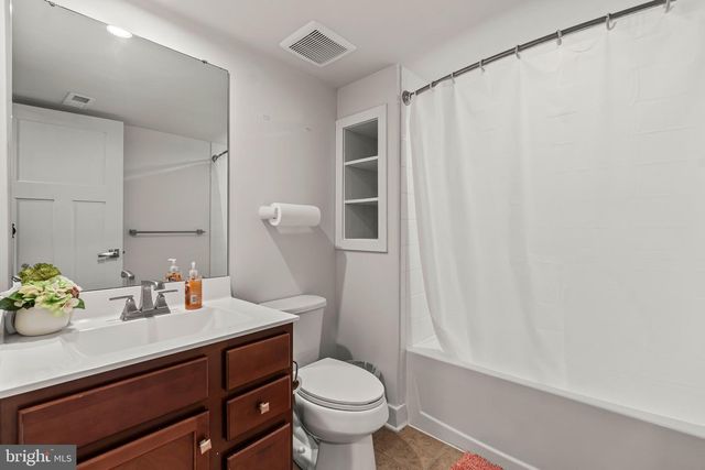 18214 BROWNSTONE PL, Hagerstown, MD 21740