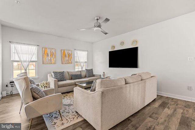 18214 BROWNSTONE PL, Hagerstown, MD 21740