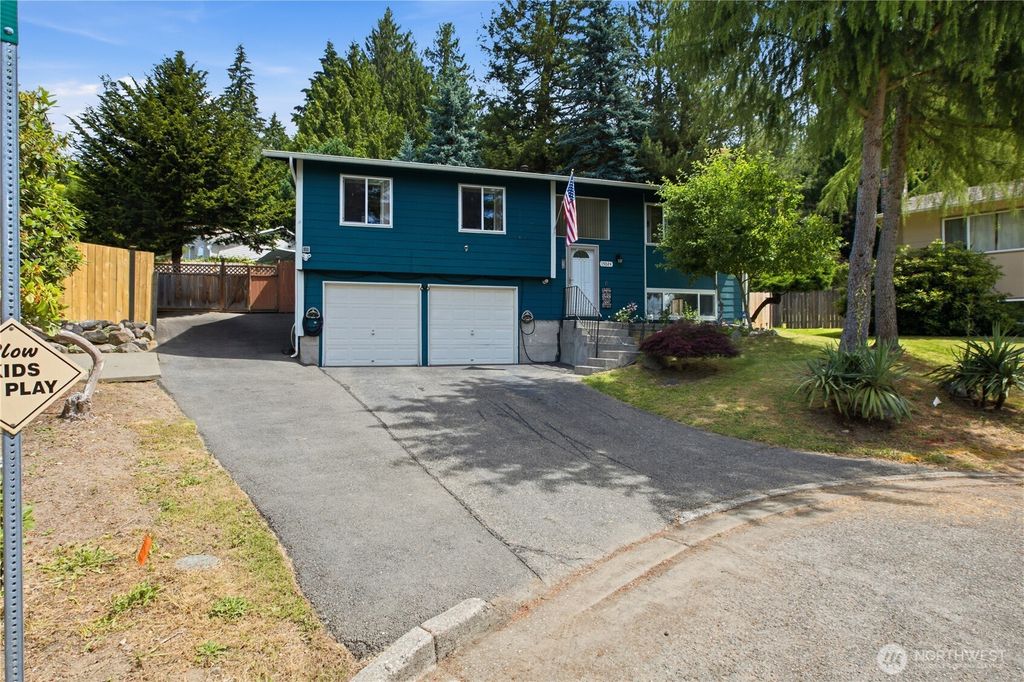 15024 SE 253rd Place, Covington, WA 98042