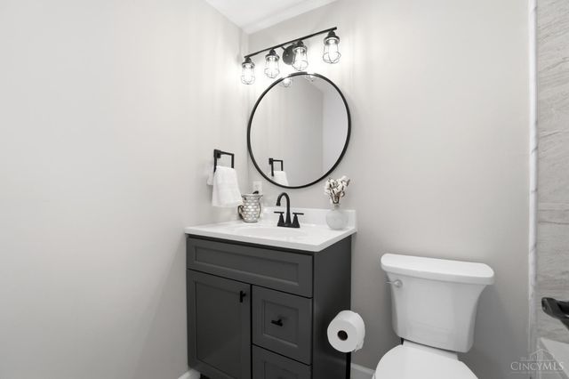 1371 Finch Lane, Miami Twp, OH 45150